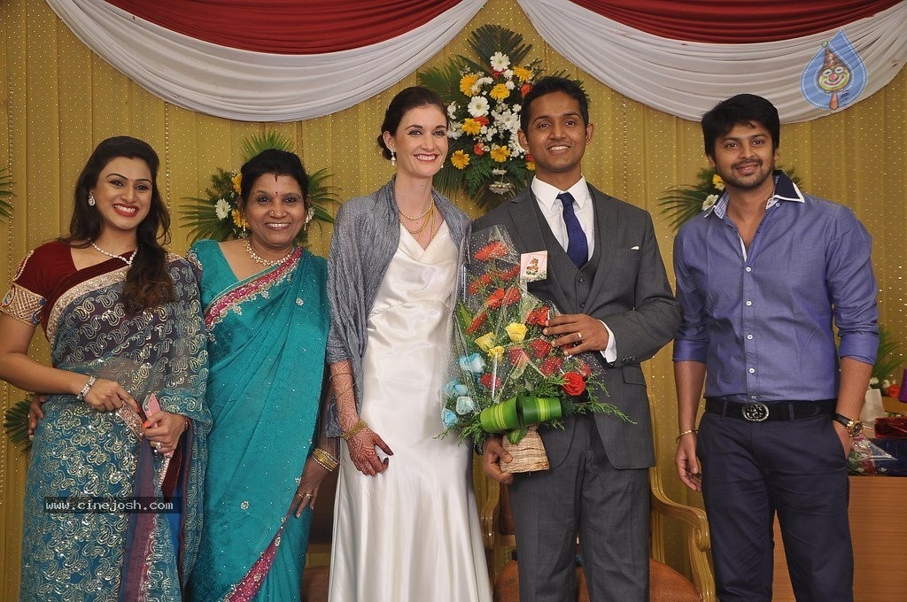 Reporter Anupama Subramanian Son Wedding Reception  - 31 / 107 photos