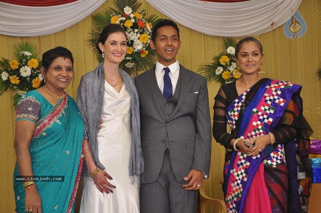 Reporter Anupama Subramanian Son Wedding Reception  - 69 / 107 photos