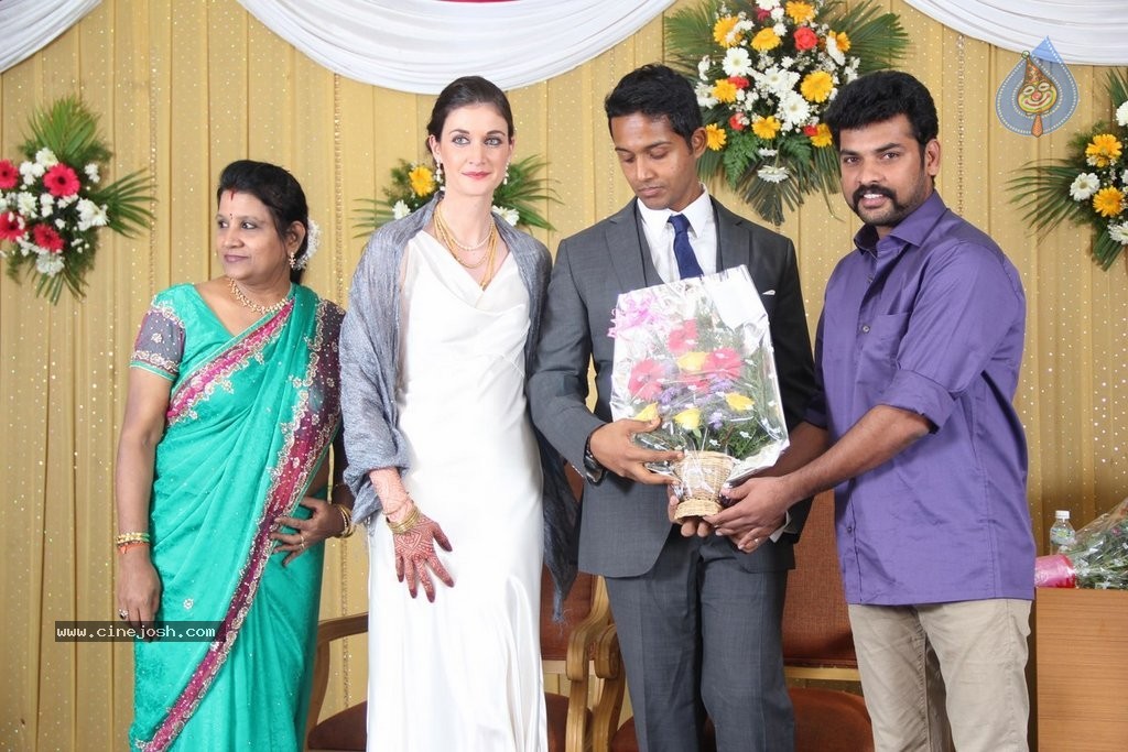 Reporter Anupama Subramanian Son Wedding Reception  - 73 / 107 photos