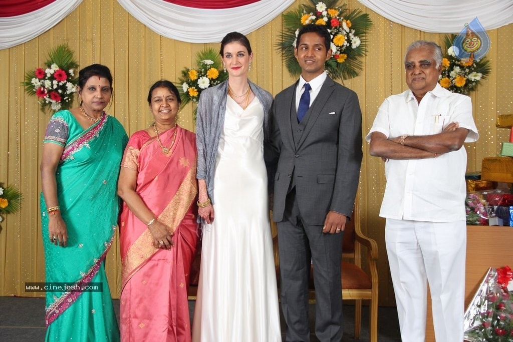 Reporter Anupama Subramanian Son Wedding Reception  - 77 / 107 photos