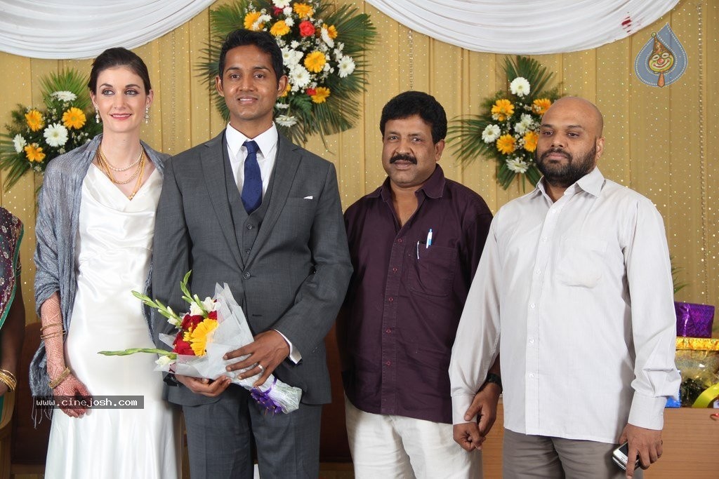 Reporter Anupama Subramanian Son Wedding Reception  - 79 / 107 photos