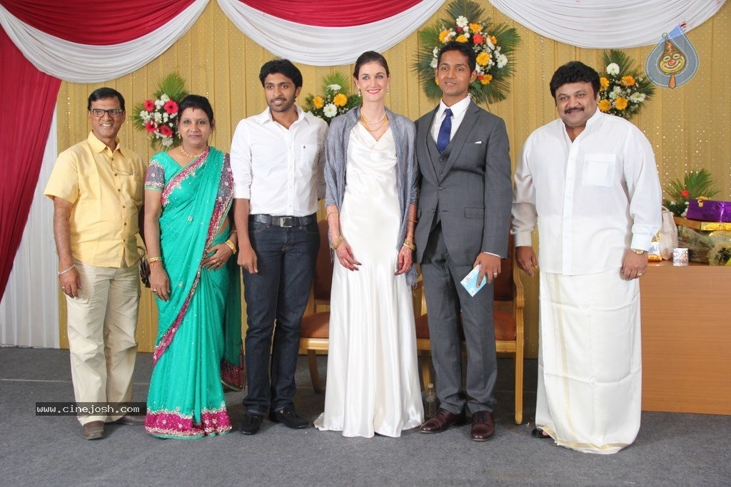 Reporter Anupama Subramanian Son Wedding Reception  - 83 / 107 photos