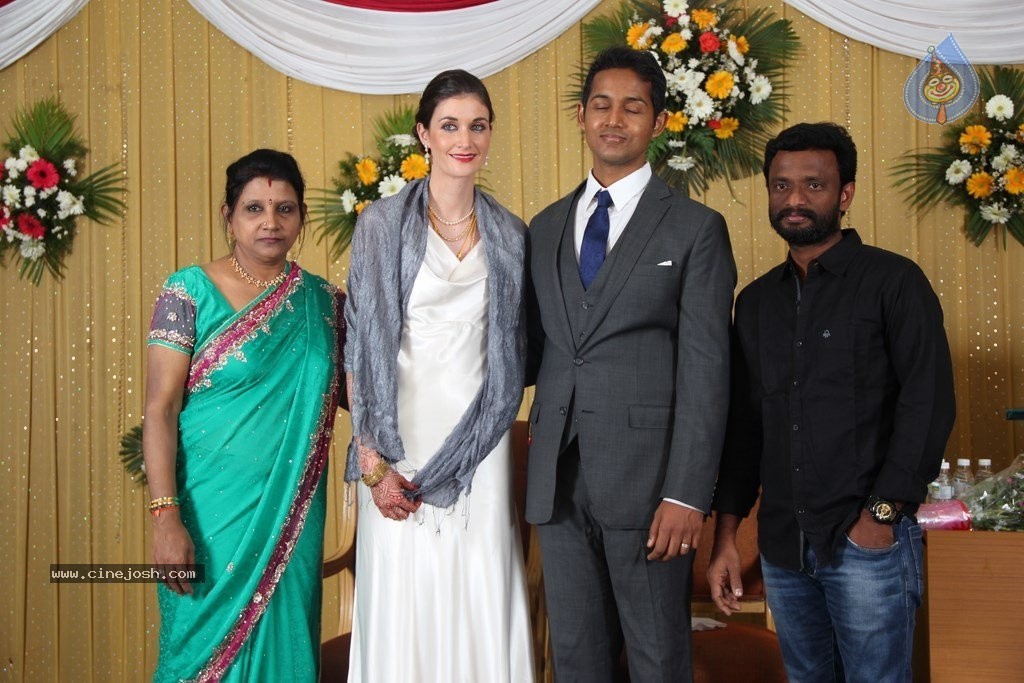 Reporter Anupama Subramanian Son Wedding Reception  - 85 / 107 photos