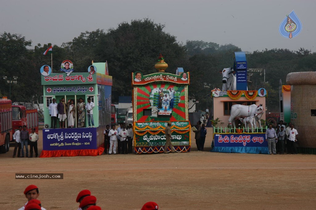 Republic Day Flag Hoisting Photos - 38 / 93 photos