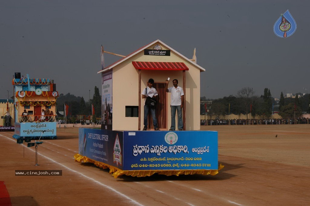 Republic Day Flag Hoisting Photos - 62 / 93 photos