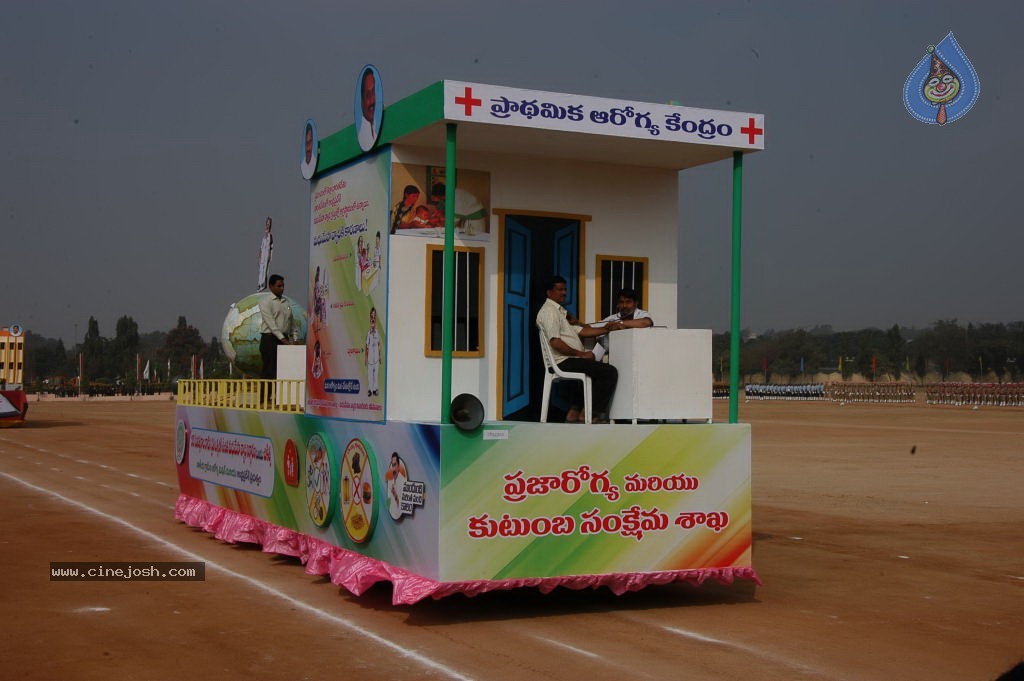 Republic Day Flag Hoisting Photos - 74 / 93 photos