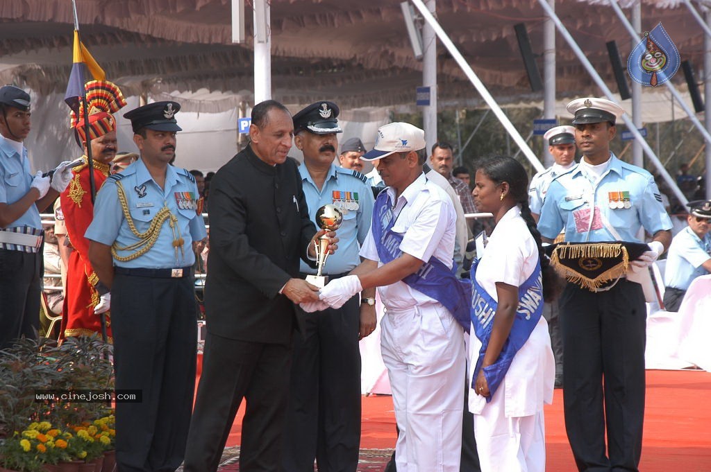 Republic Day Flag Hoisting Photos - 83 / 93 photos