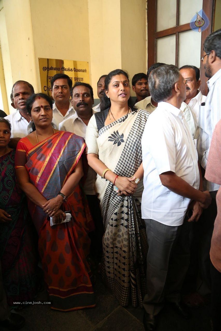 Roja Meets Southern Railway General Manager - 8 / 52 photos