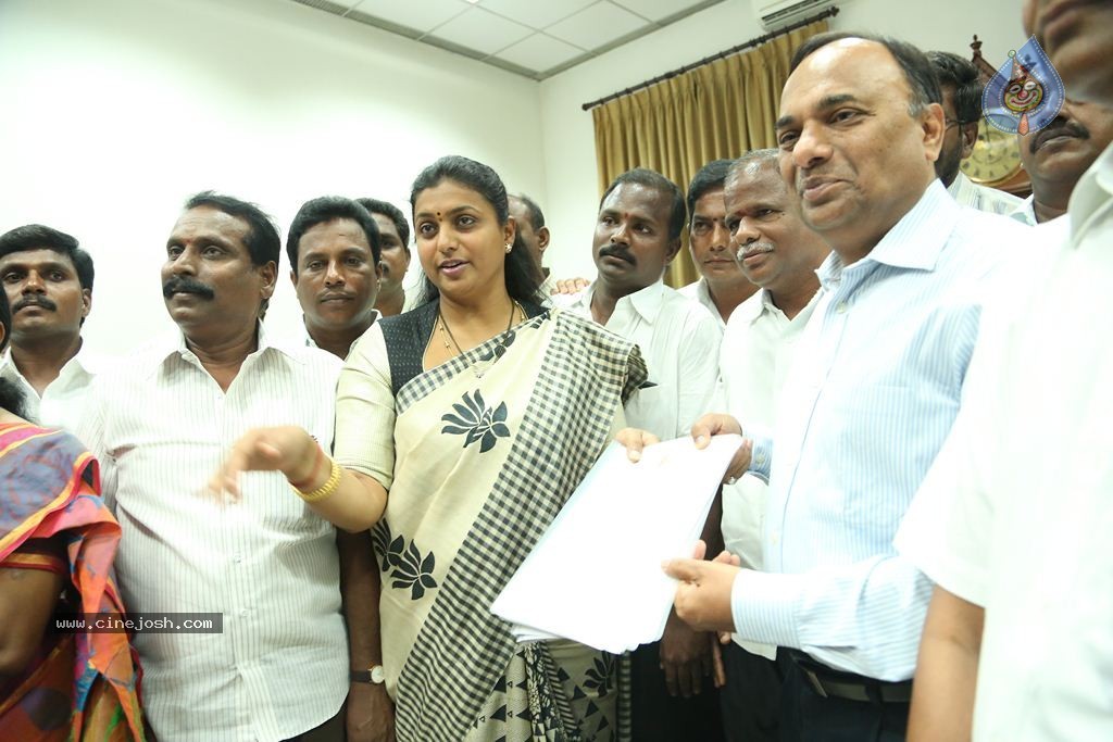 Roja Meets Southern Railway General Manager - 9 / 52 photos