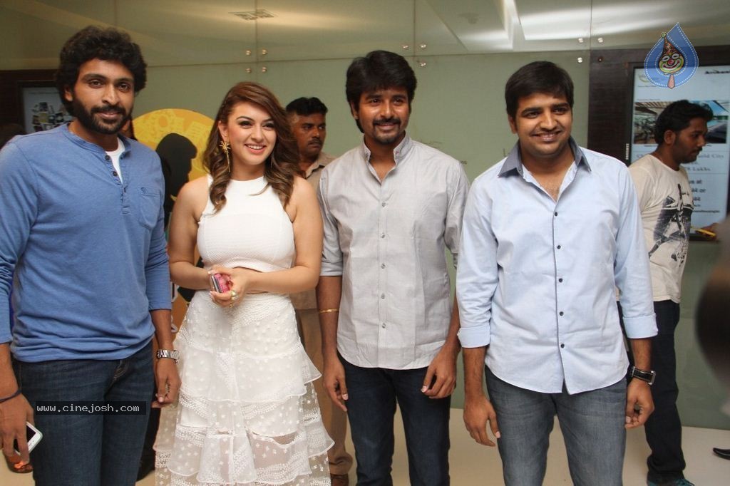 Romeo Juliet Tamil Movie Premiere Show - 18 / 50 photos