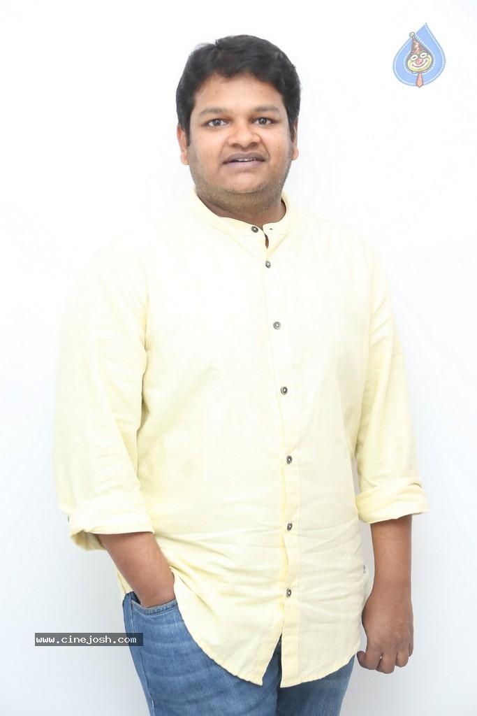 Run Raja Run Music Director Ghibran Stills - 20 / 39 photos