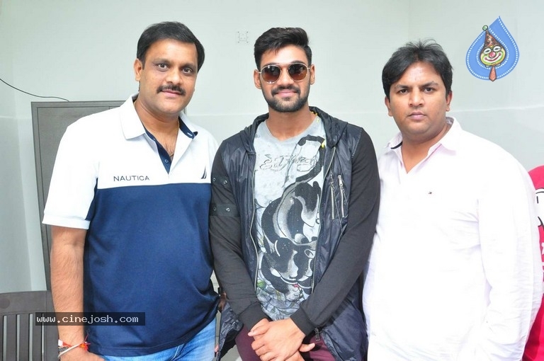 Saakshyam Movie Success Tour at Nalgonda - 23 / 32 photos