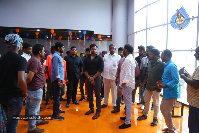 Sai Tej Opens SkyZone Hyderabad At AMB Gachibowli  - 3 / 15 photos