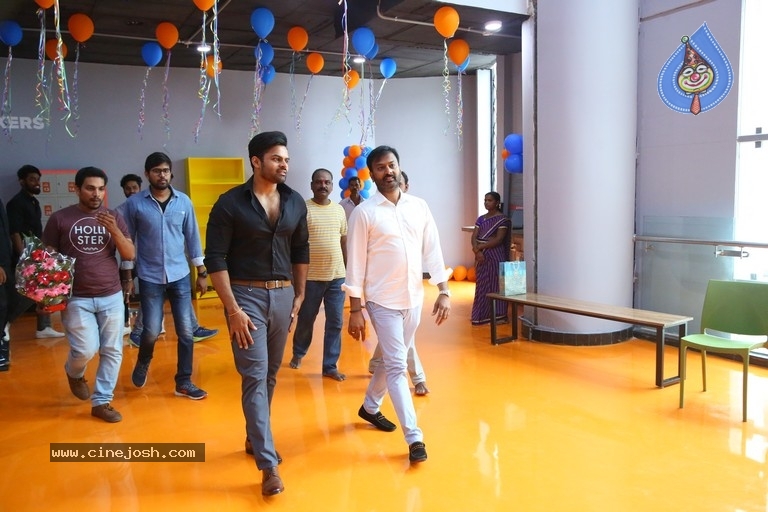 Sai Tej Opens SkyZone Hyderabad At AMB Gachibowli  - 14 / 15 photos