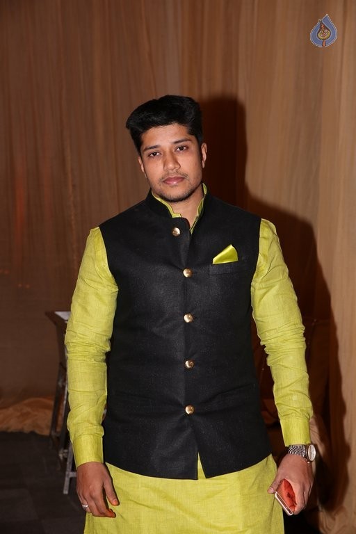 Saif Khalid Shareef Wedding Photos - 69 / 144 photos