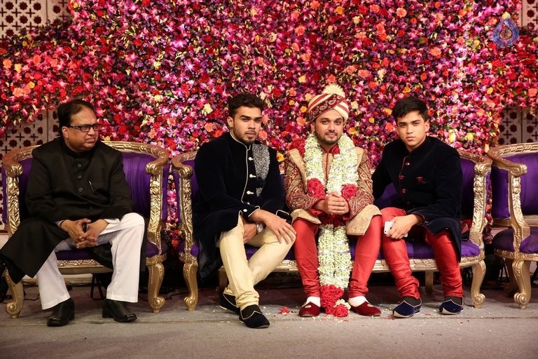 Saif Khalid Shareef Wedding Photos - 101 / 144 photos