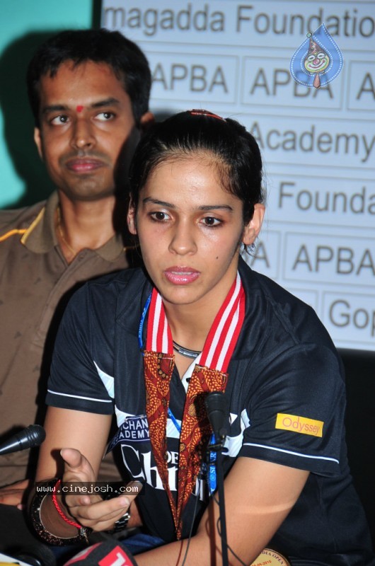 Saina Nehwal Press Meet at Gopichand Academy - 8 / 50 photos