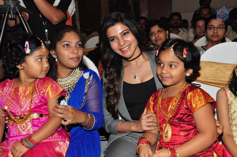 Samantha at BBD Brochure Launch - 8 / 63 photos