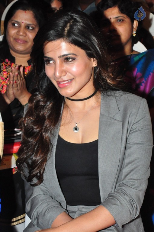 Samantha at BBD Brochure Launch - 11 / 63 photos