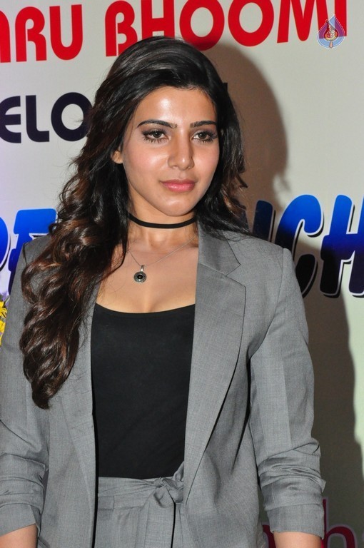 Samantha at BBD Brochure Launch - 13 / 63 photos