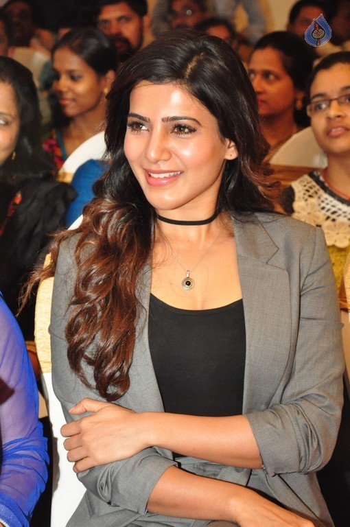 Samantha at BBD Brochure Launch - 35 / 63 photos