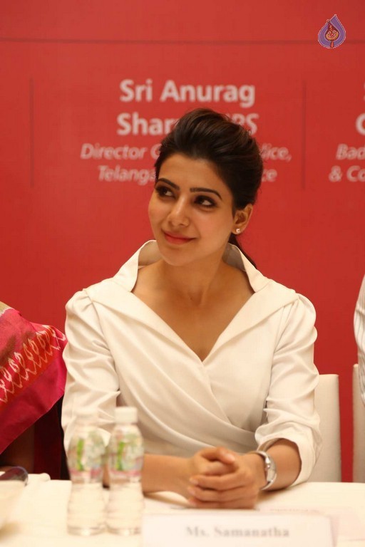 Samantha at Maxcure Hospitals Organs Donation Event - 30 / 53 photos