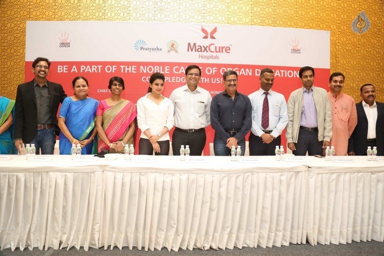 Samantha at Maxcure Hospitals Organs Donation Event - 32 / 53 photos