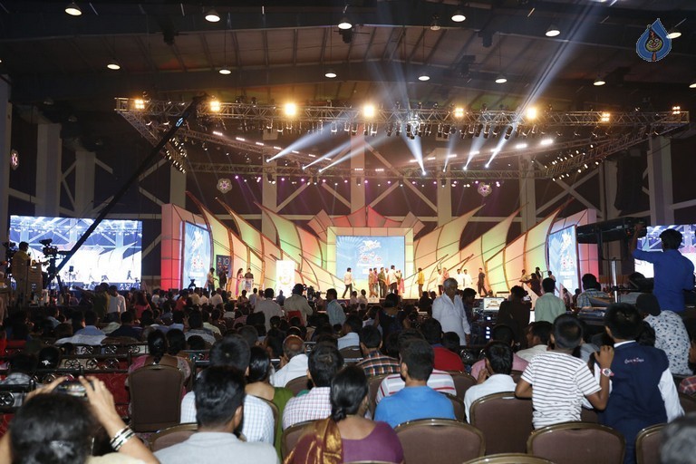 Santosham 13th Anniversary South Indian Film Awards 1 - 80 / 90 photos