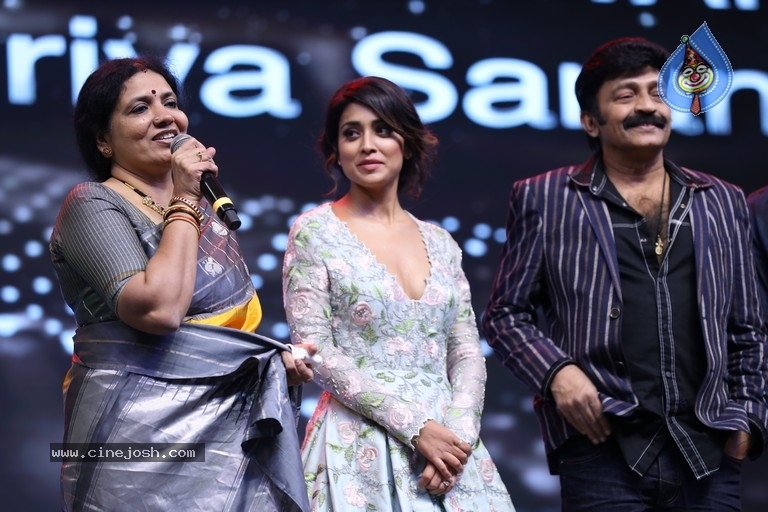 Santosham Awards 2019 - 20 / 38 photos