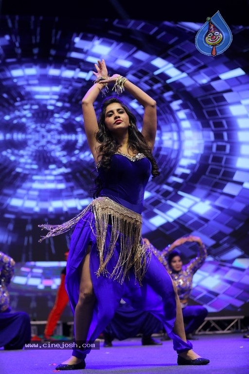 Santosham Awards 2019 Photo 25 of 38