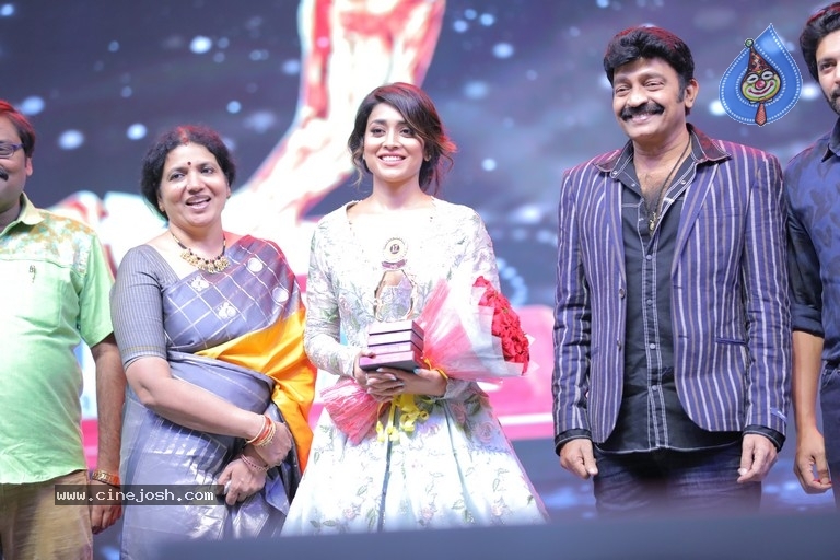 Santosham Awards 2019 - 33 / 38 photos