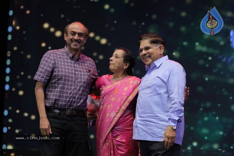 Santosham Awards 2019 Photos - 7 / 21 photos