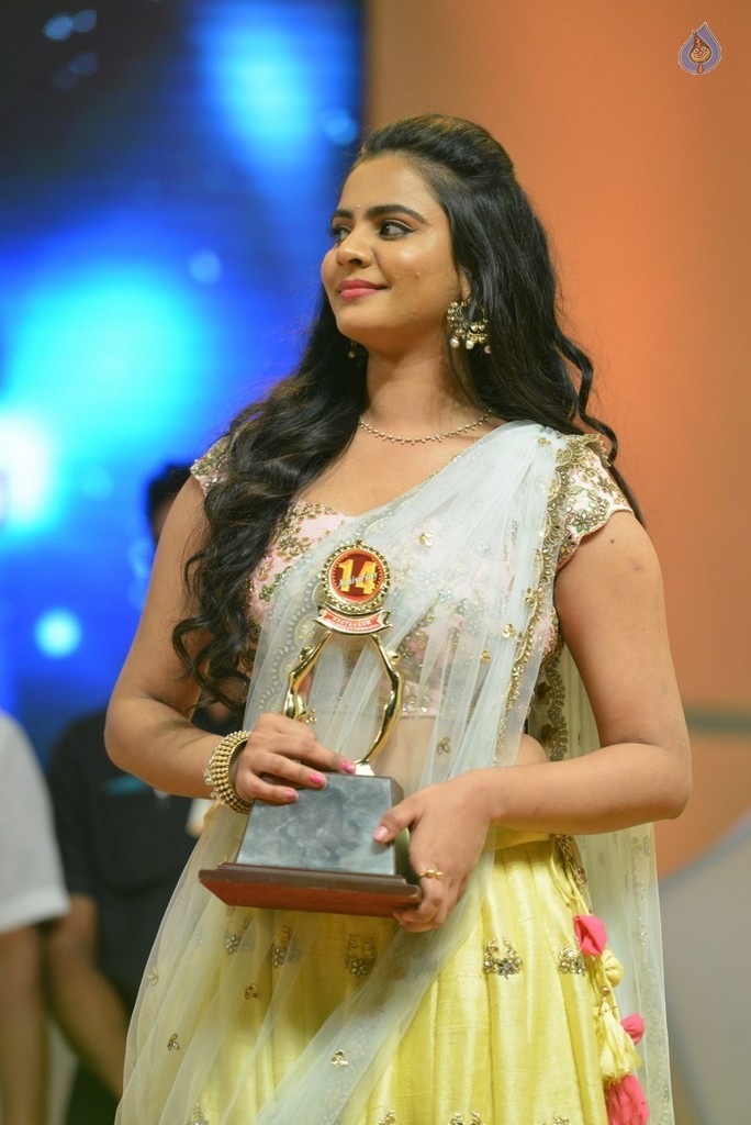 Santosham South India Film Awards 2016 Photos - 36 / 91 photos
