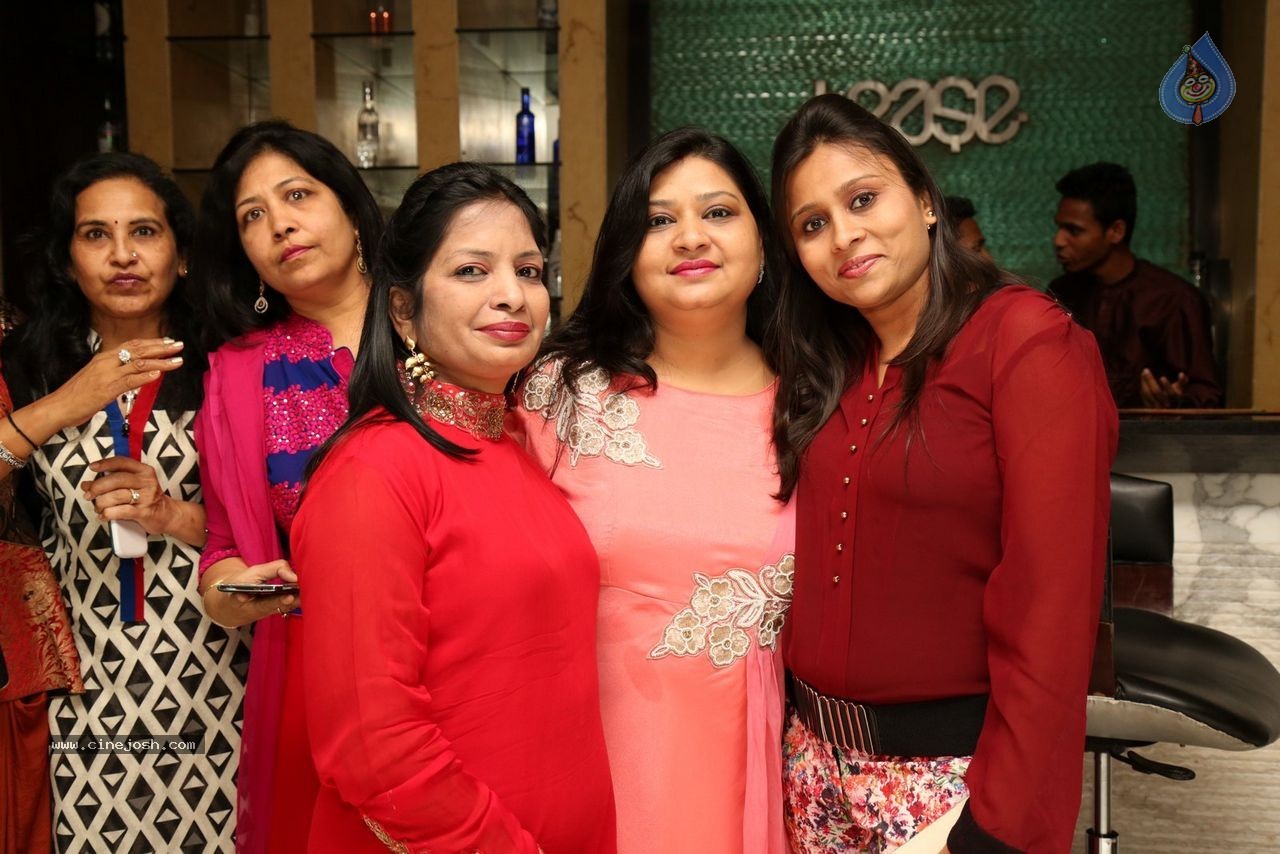 Sashi Nahata 25th Wedding Anniversary - 12 / 128 photos