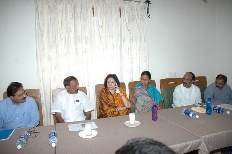Sathya Sai Baba Condolences Photos - 13 / 109 photos