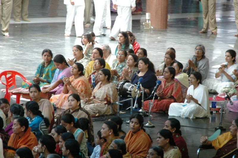 Sathya Sai Baba Condolences Photos - 42 / 109 photos