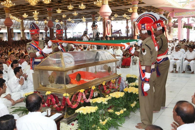 Sathya Sai Baba Maha Samadhi Photos - 6 / 59 photos