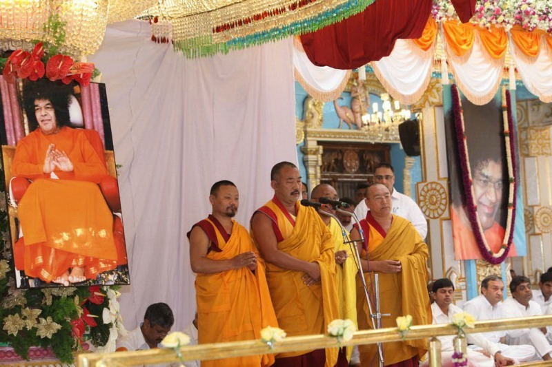 Sathya Sai Baba Maha Samadhi Photos - 24 / 59 photos