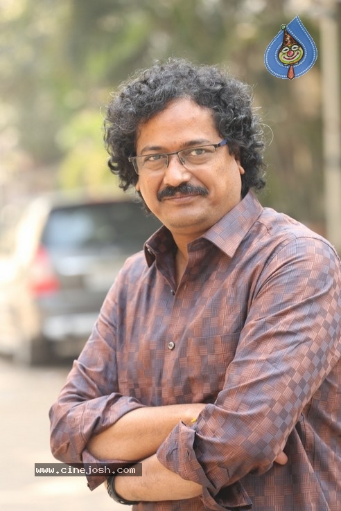 Satish Vegesna Interview Photos - 17 / 21 photos