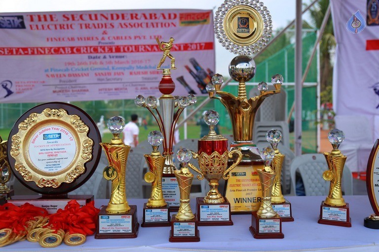 SEAT-Finecab Cricket Tournament 2017 - 42 / 84 photos