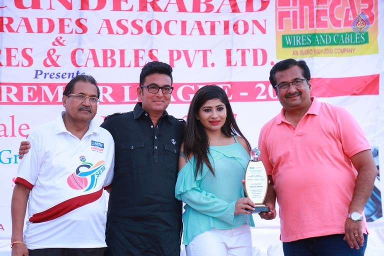 SEAT-Finecab Cricket Tournament 2017 - 75 / 84 photos
