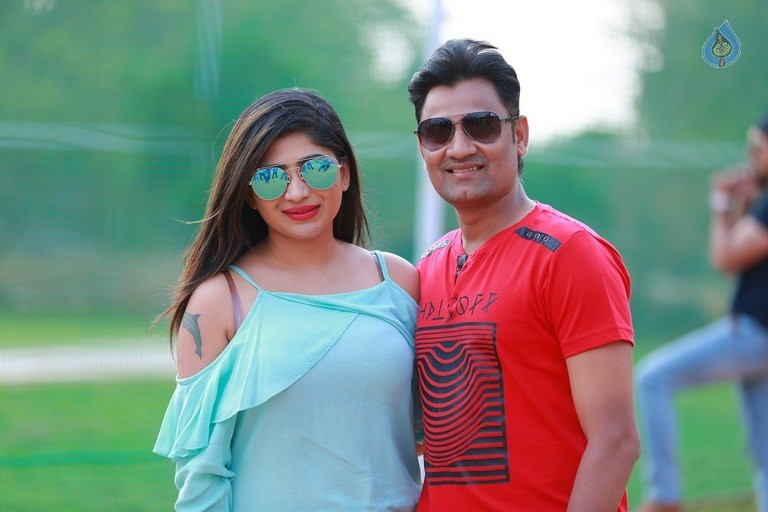 SEAT-Finecab Cricket Tournament 2017 - 81 / 84 photos