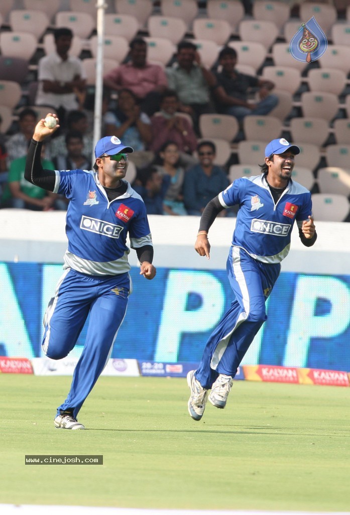Semi Final 1 Kerala Strikers vs Karnataka Bulldozers Match - 20 / 71 photos