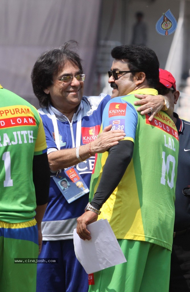 Semi Final 1 Kerala Strikers vs Karnataka Bulldozers Match - 49 / 71 photos