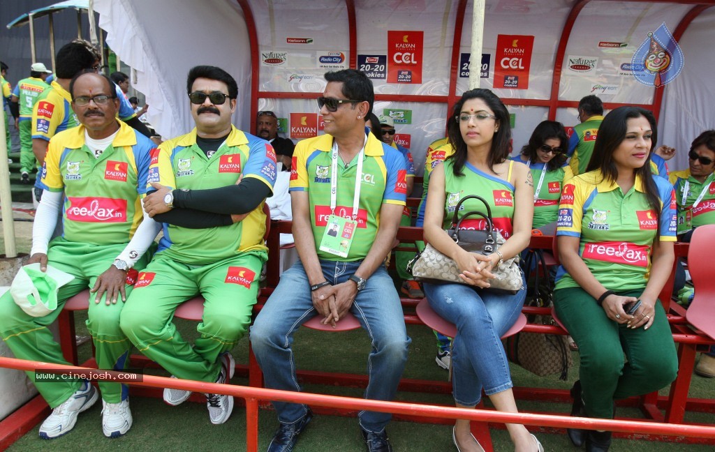 Semi Final 1 Kerala Strikers vs Karnataka Bulldozers Match - 69 / 71 photos