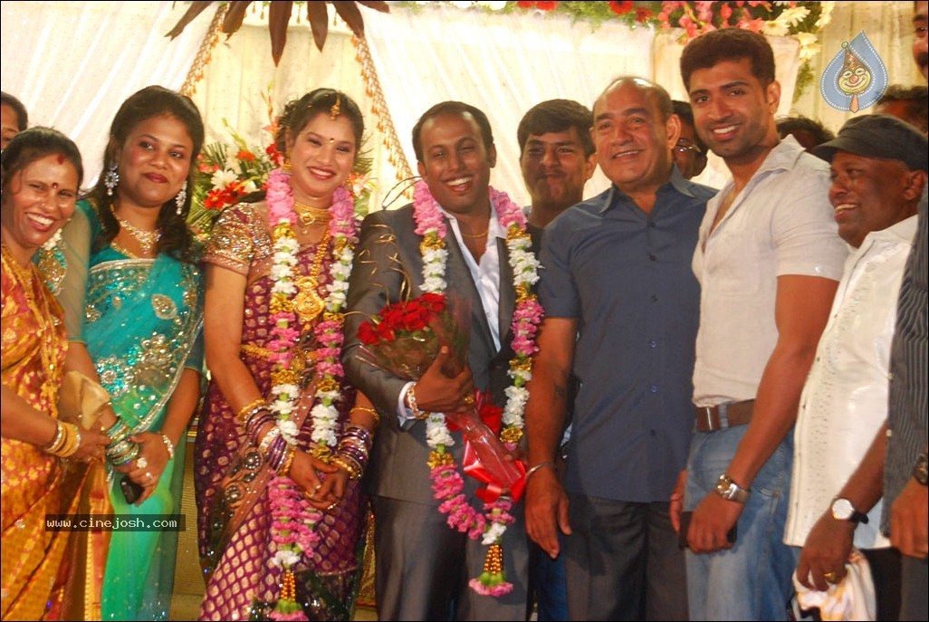 Senthil Son Wedding Reception Photos - 76 / 88 photos