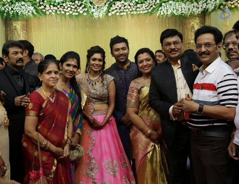 Shanthnu and Keerthi Wedding Reception Photos - 61 / 126 photos