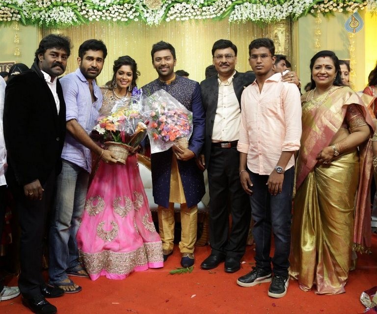 Shanthnu and Keerthi Wedding Reception Photos - 90 / 126 photos