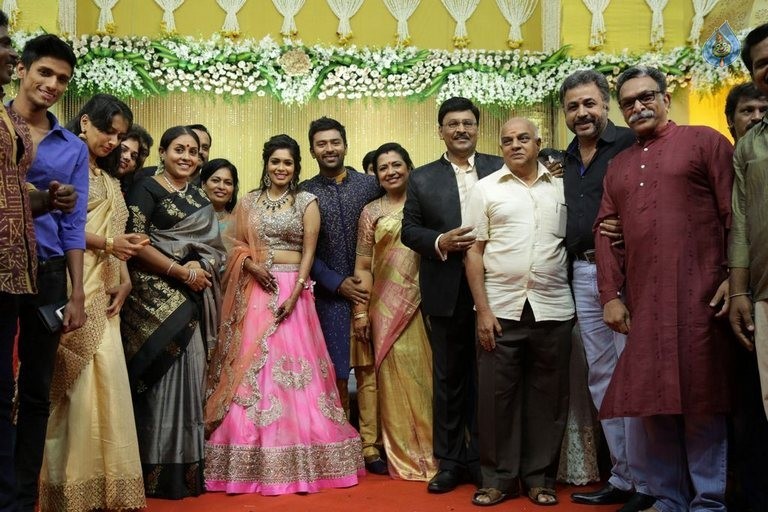 Shanthnu and Keerthi Wedding Reception Photos - 100 / 126 photos