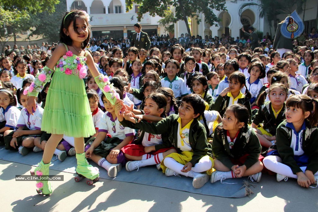 Shiksha Sagar Shah India Book of Records Event - 8 / 116 photos